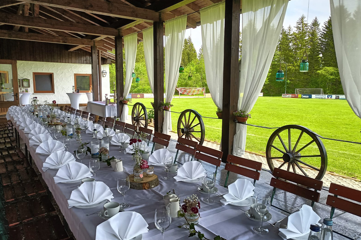 Lechaue_0000s_0001_PHOTO-2025-03-15-07-50-31